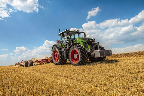 AGCO-RM и АГКО Финанс предлагают тракторы  Fendt® и Valtra® в лизинг с каникулами